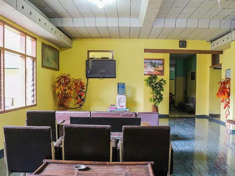 Oyo Life 1708 Hotel Budi Famili 1 Syariah Ciamis Extérieur photo