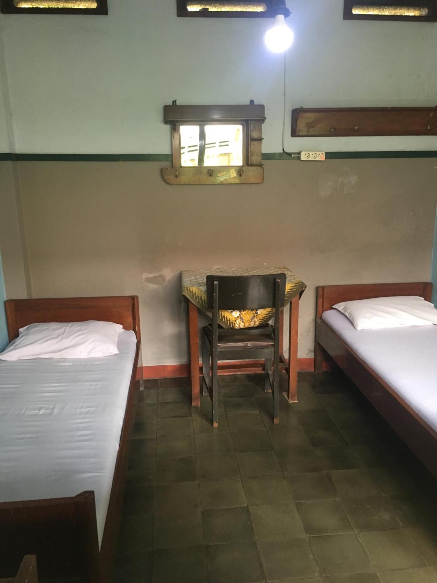 Oyo Life 1708 Hotel Budi Famili 1 Syariah Ciamis Extérieur photo