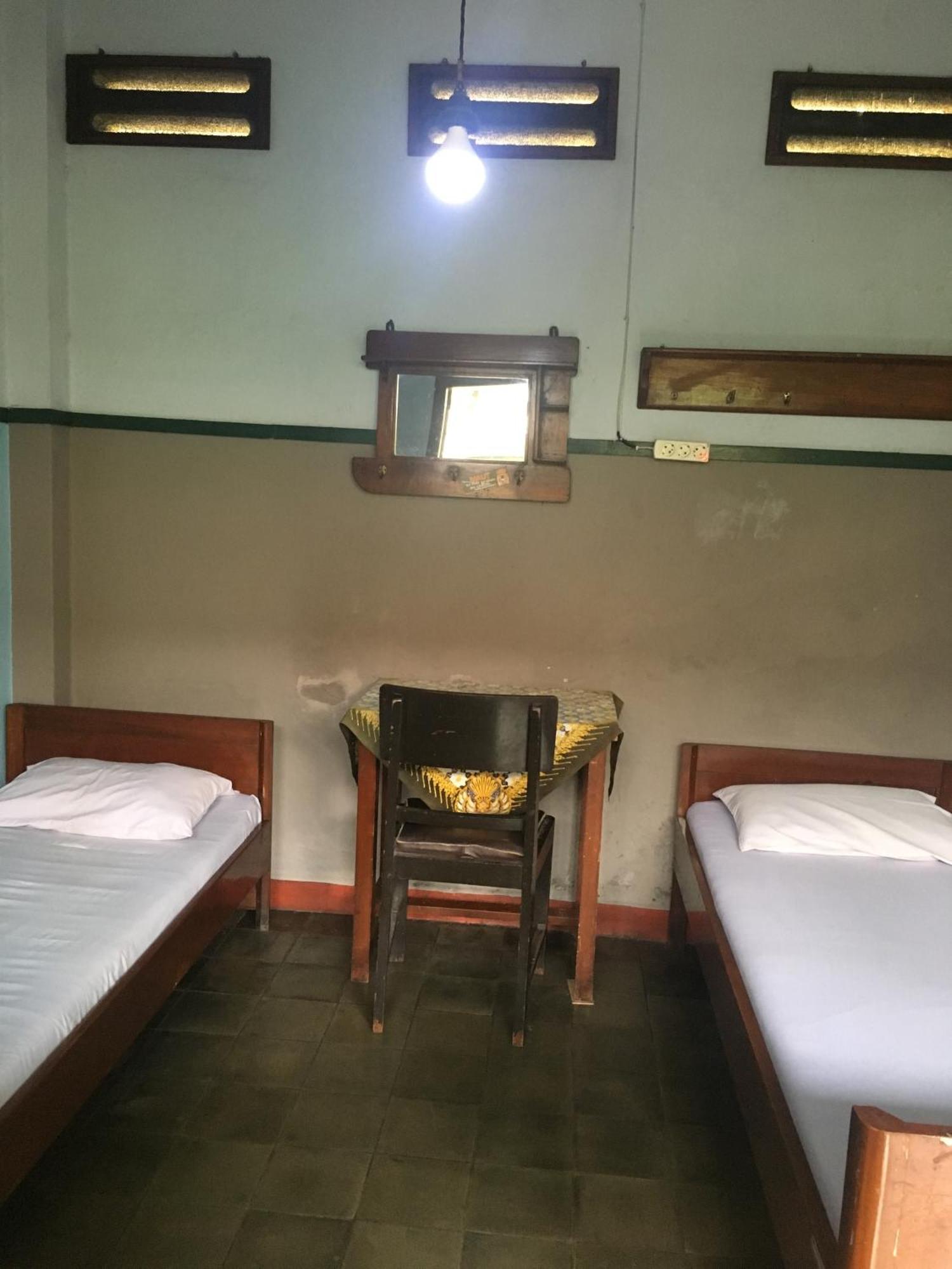 Oyo Life 1708 Hotel Budi Famili 1 Syariah Ciamis Extérieur photo